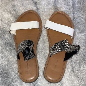 Time and Tru Women's White and Snakeskin Sandals